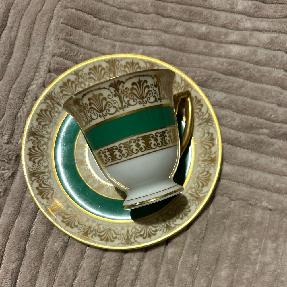 One  Elegant Gold and Green Teacup Set
